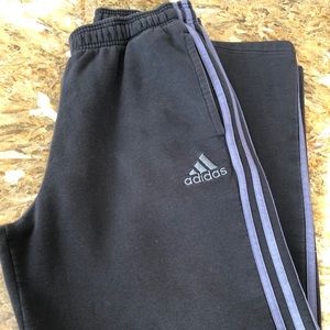 Men sport Adidas pants